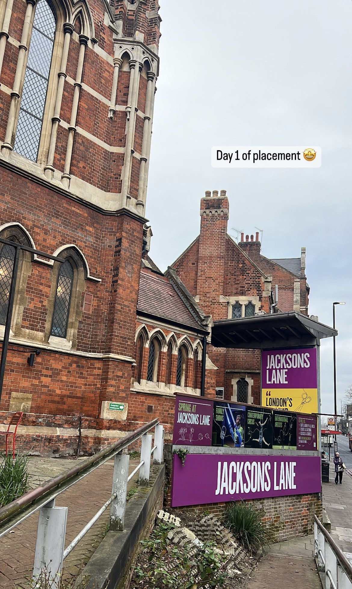 Joining Belongings at Jacksons Lane