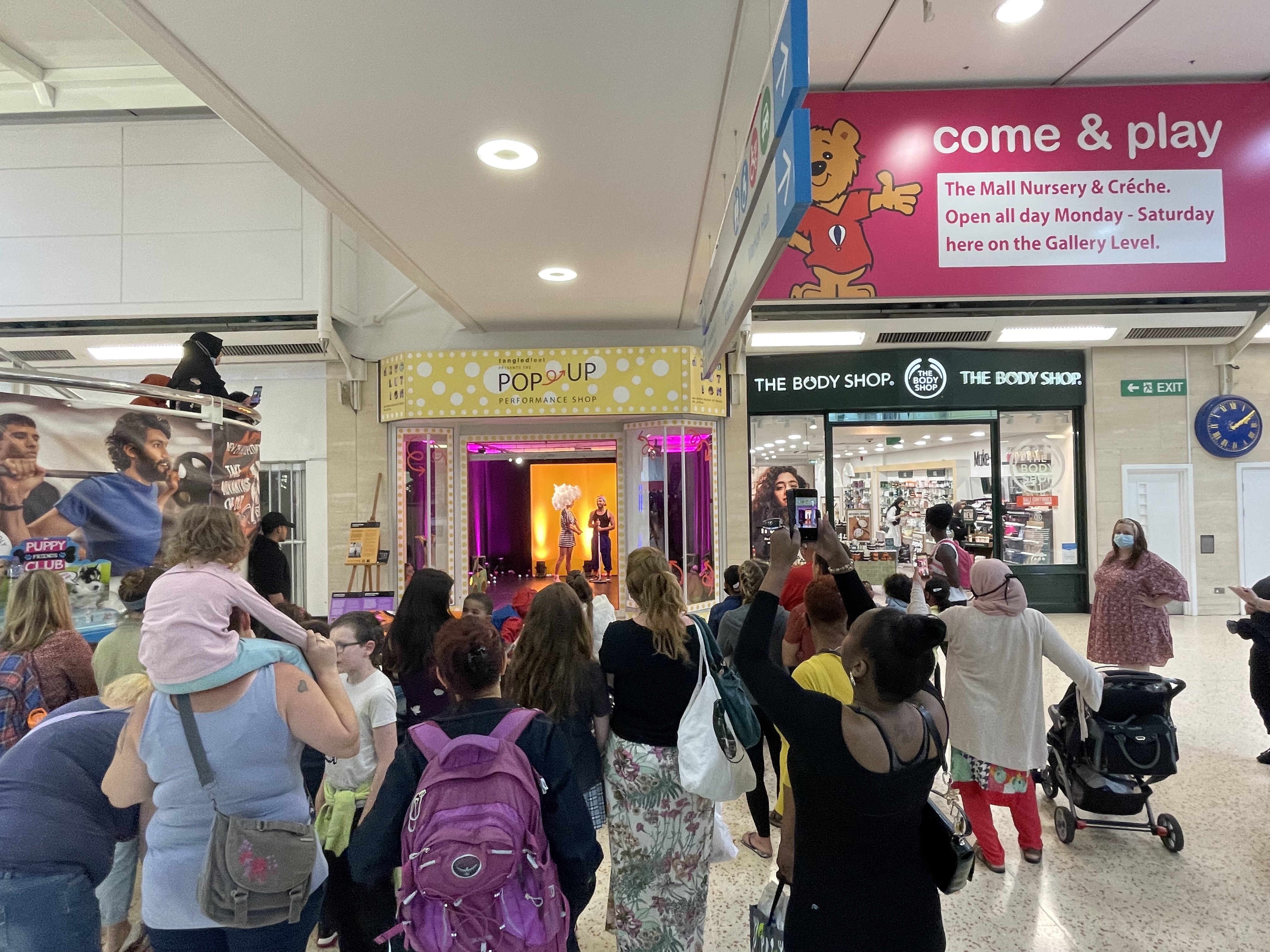 Audience in The Mall in Luton